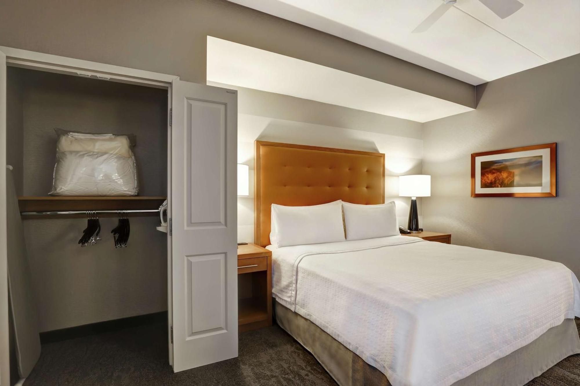 Homewood Suites By Hilton Ottawa Kanata Ngoại thất bức ảnh